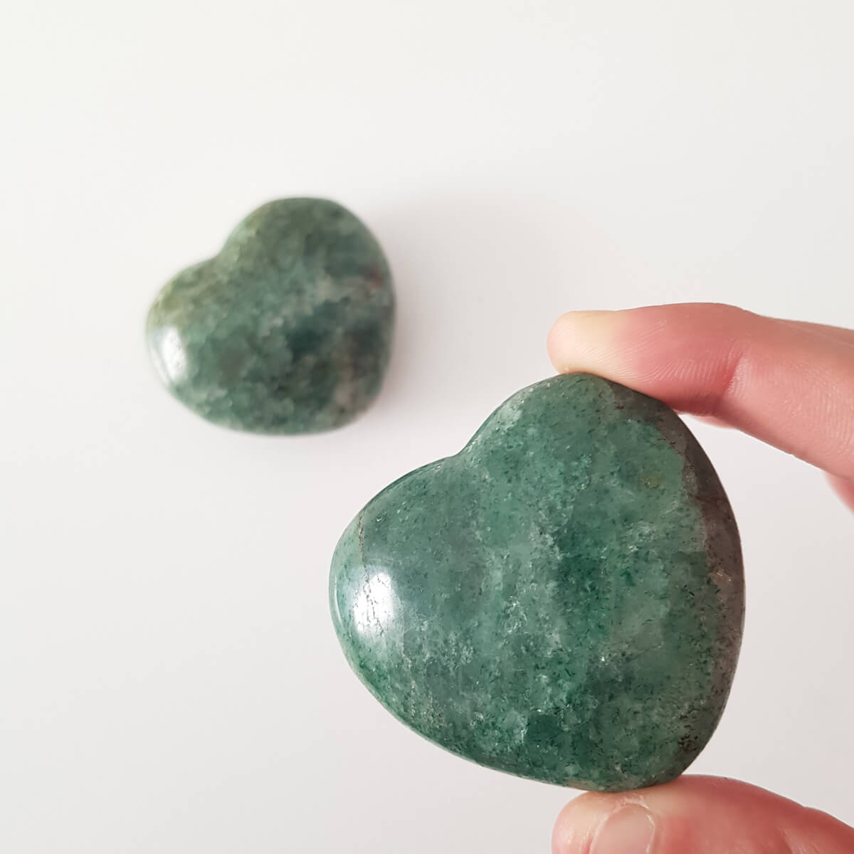 corazón de fucsita pequeño