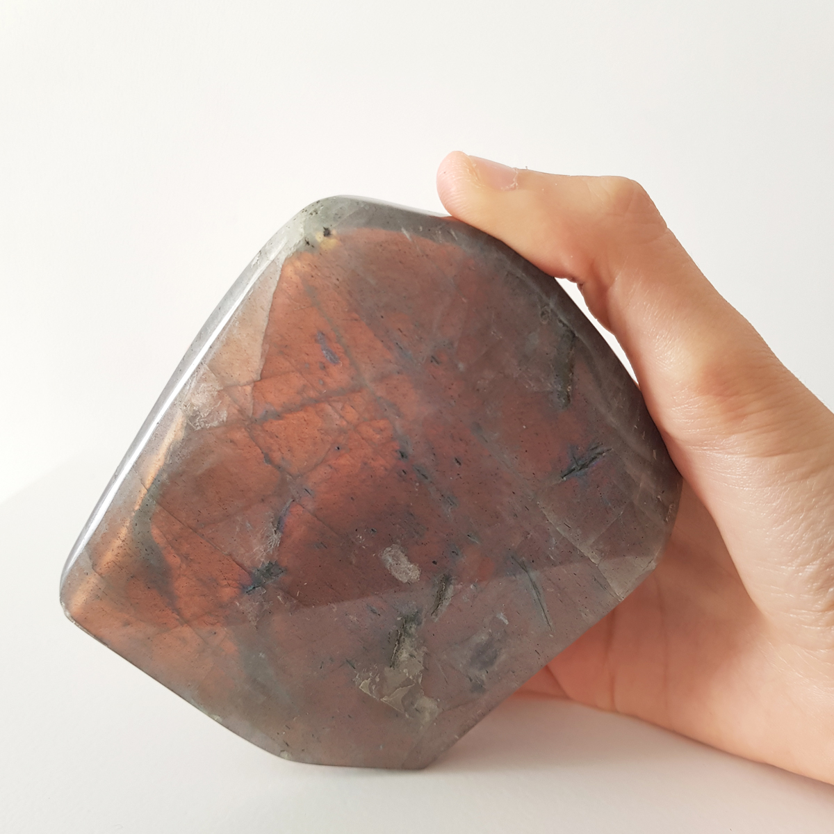 labradorita iris rosado