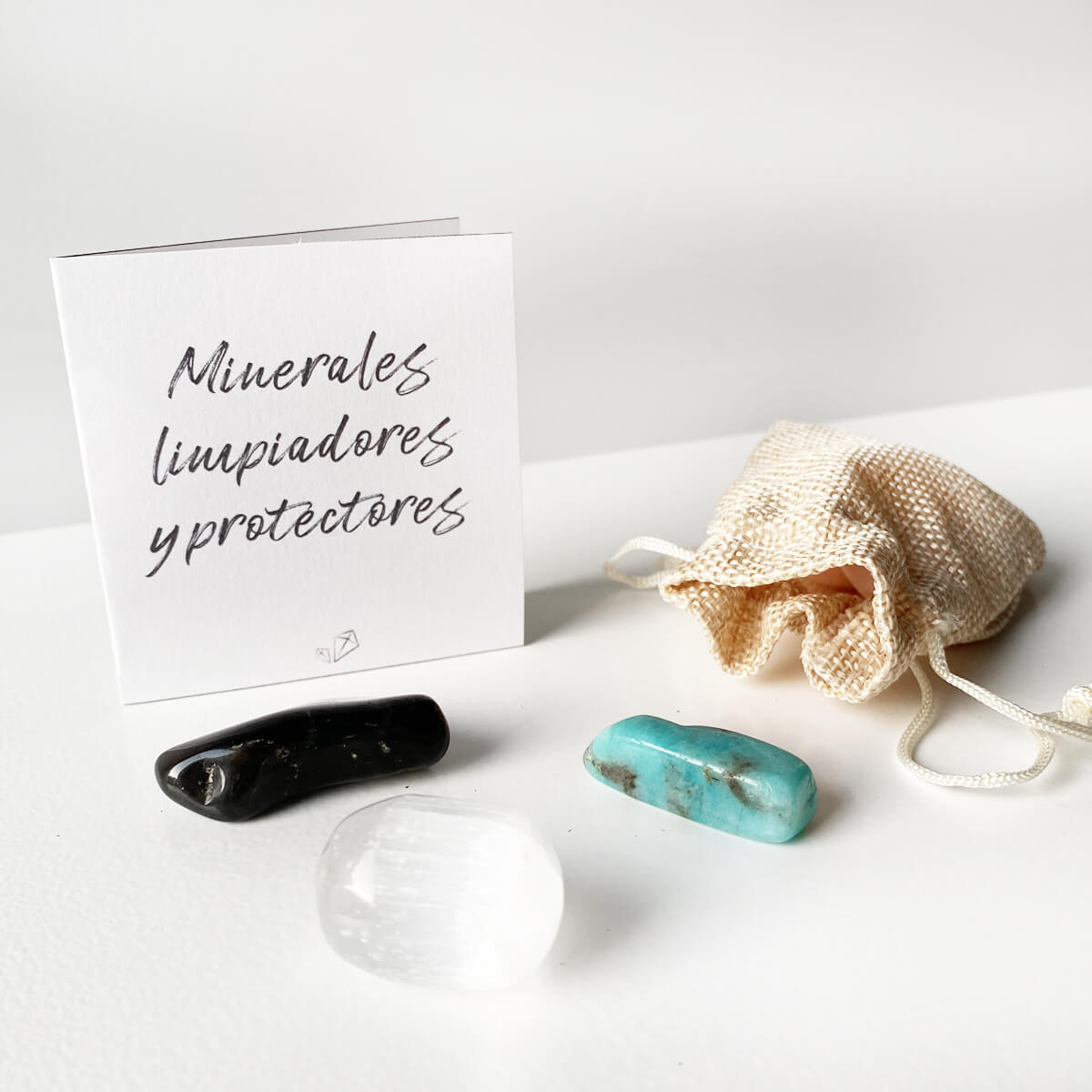 minerales limpiadores y protectores pequeños