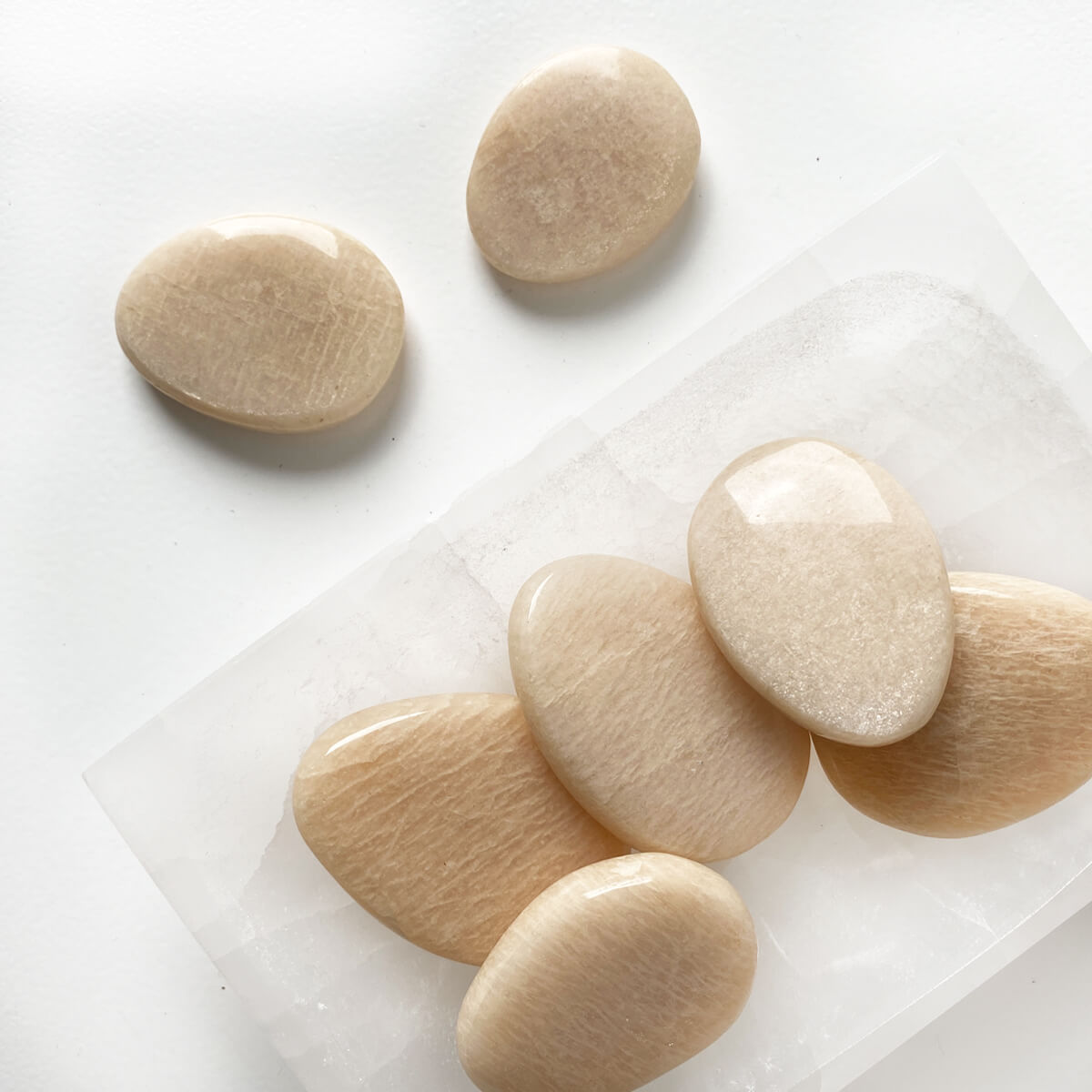 rodado de adularia plano