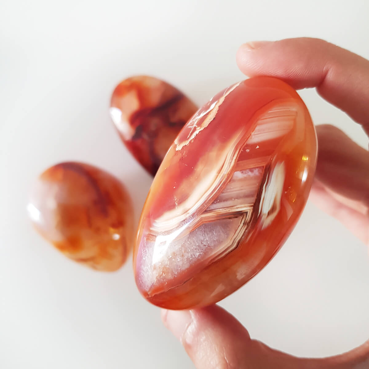 rodado de ágata cornalina grande