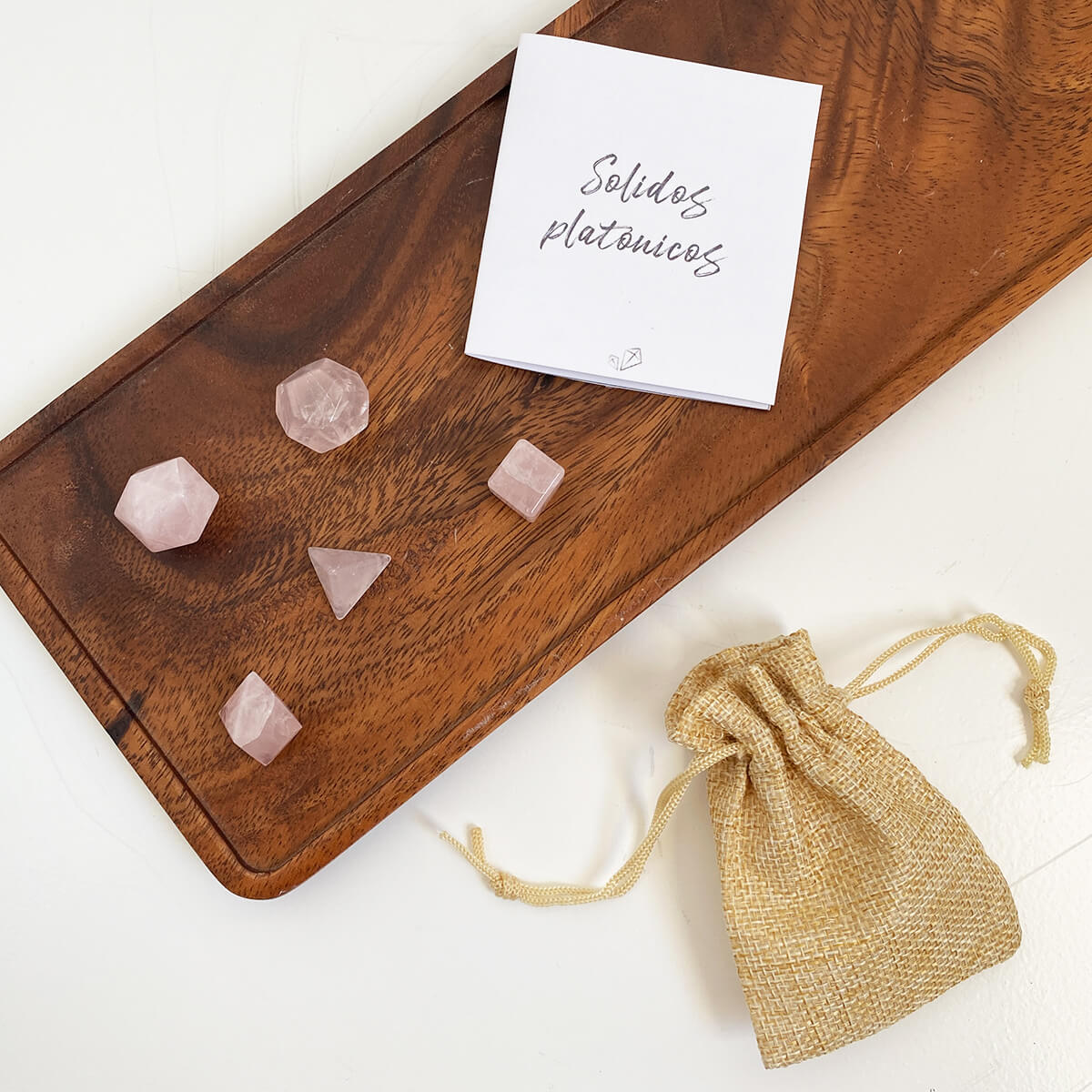 Sólidos platónicos de cuarzo rosa