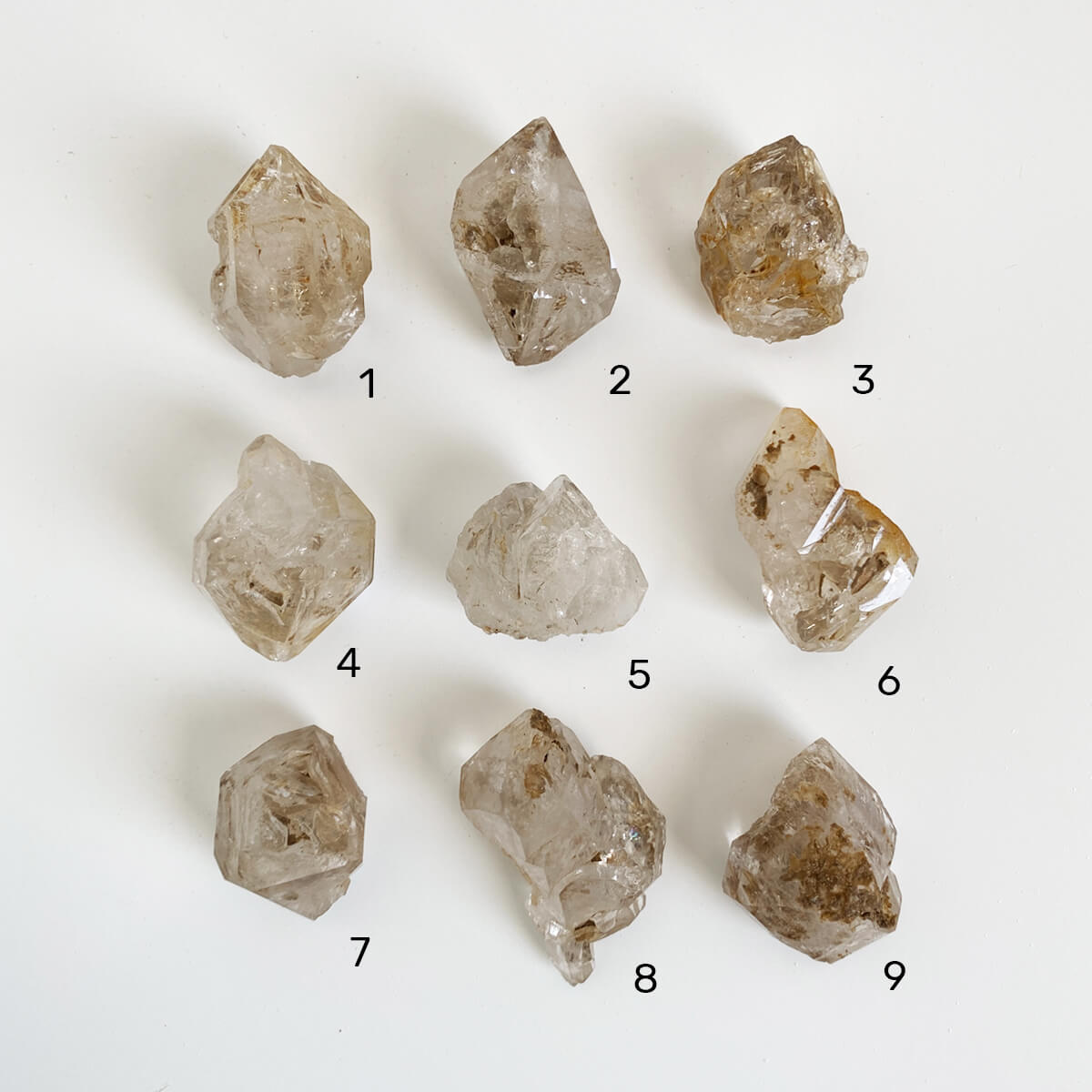 masivos de cuarzo cristal con calcita biterminadojpg