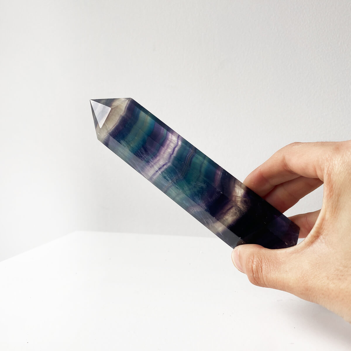 punta de fluorita grande pulida