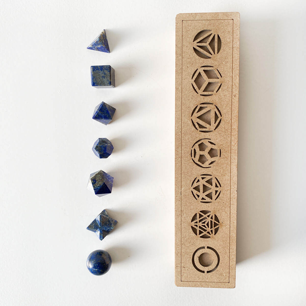 sólidos platónicos de lapislázuli