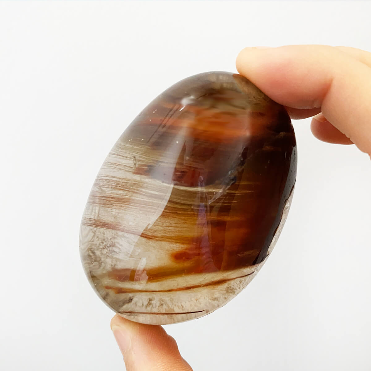 cuarzo anfíbol tallado