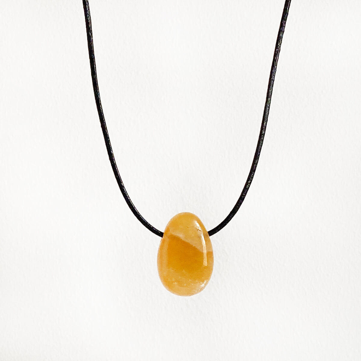 colgante de calcita amarilla