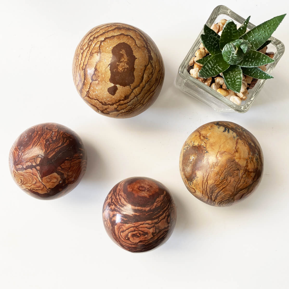 esfera de jaspe chocolate