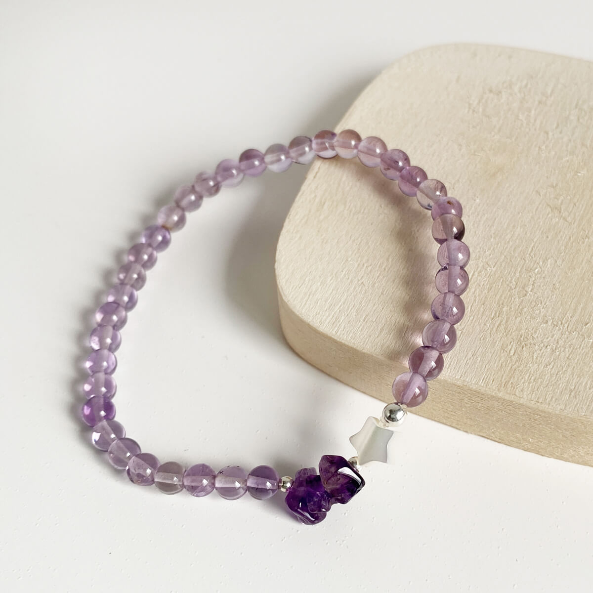 pulsera elástica de amatista