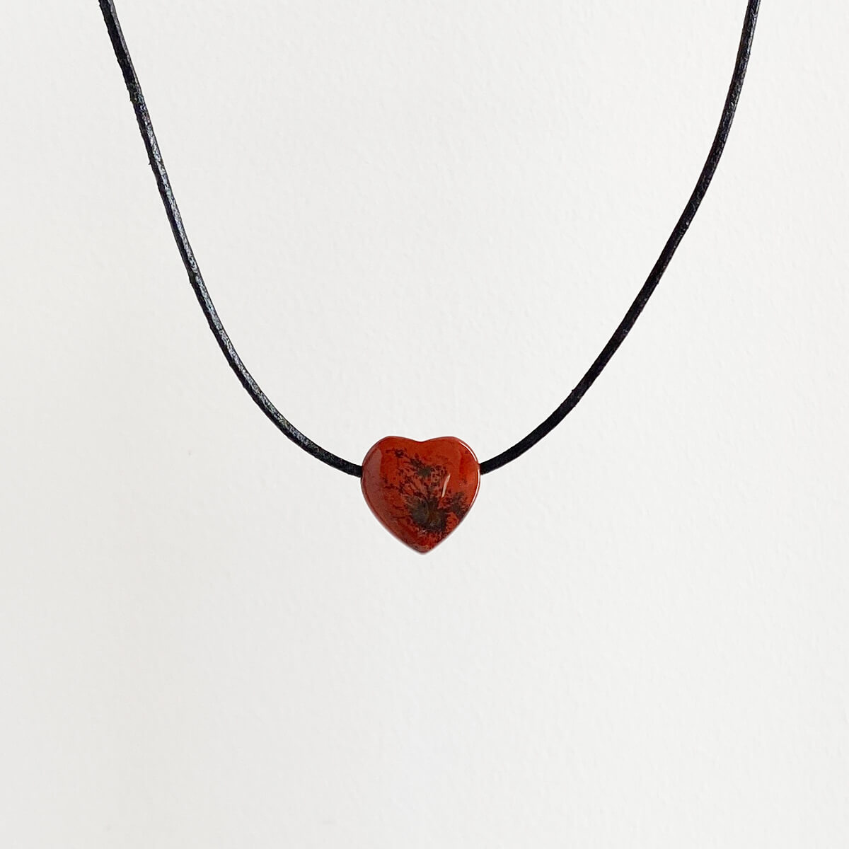 colgante de jaspe rojo corazón