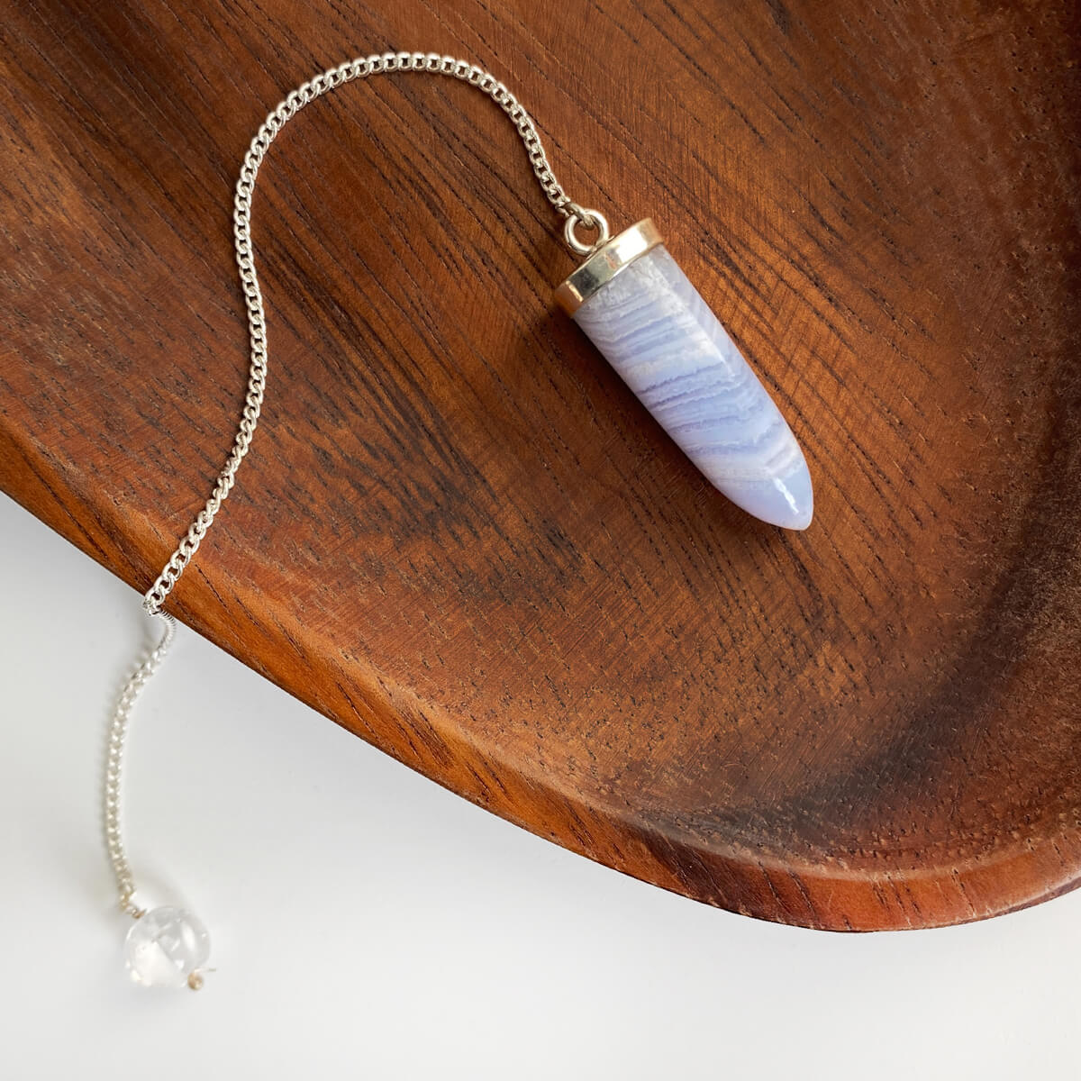 péndulo de calcedonia cadena