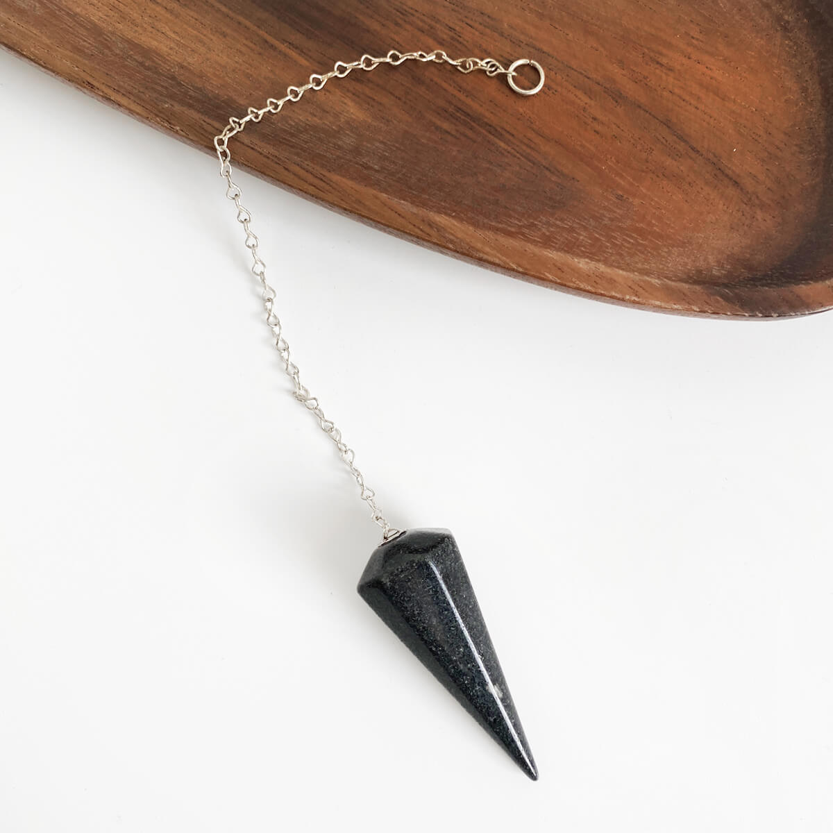 péndulo de turmalina negra cadean