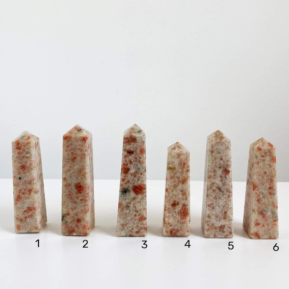 obeliscos de piedra sol