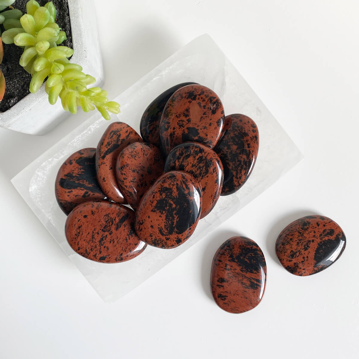 rodado de obsidiana caoba plano