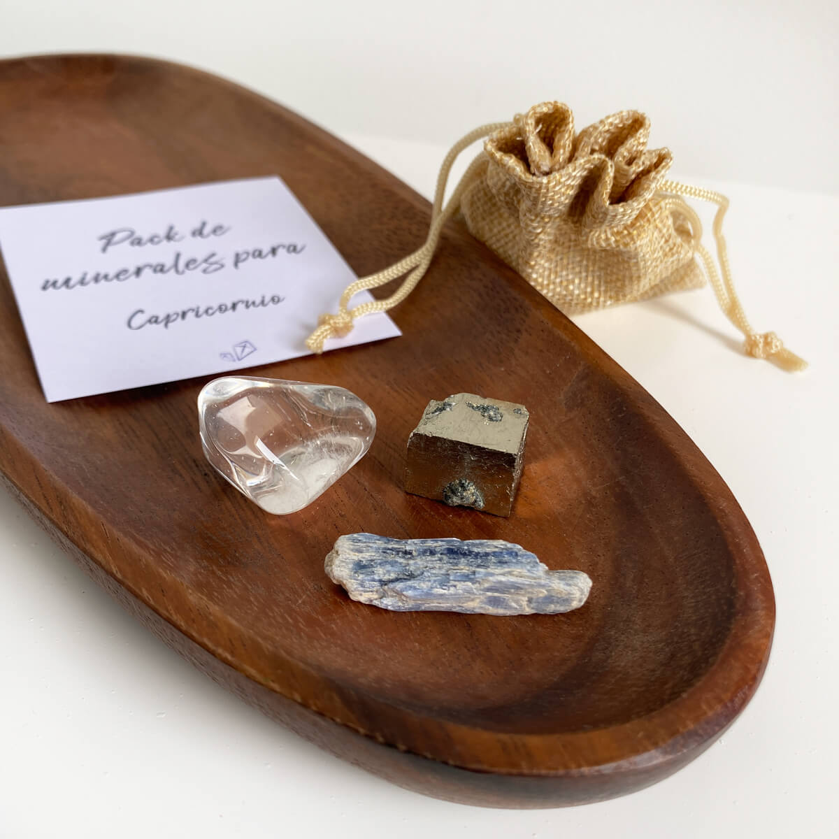 minerales para capricornio