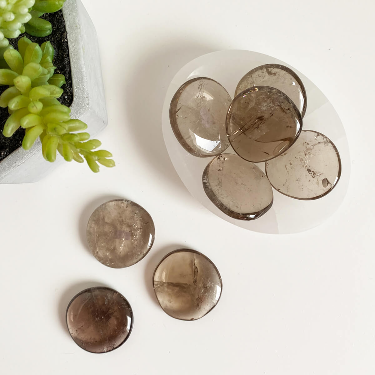 rodado de cuarzo ahumado plano