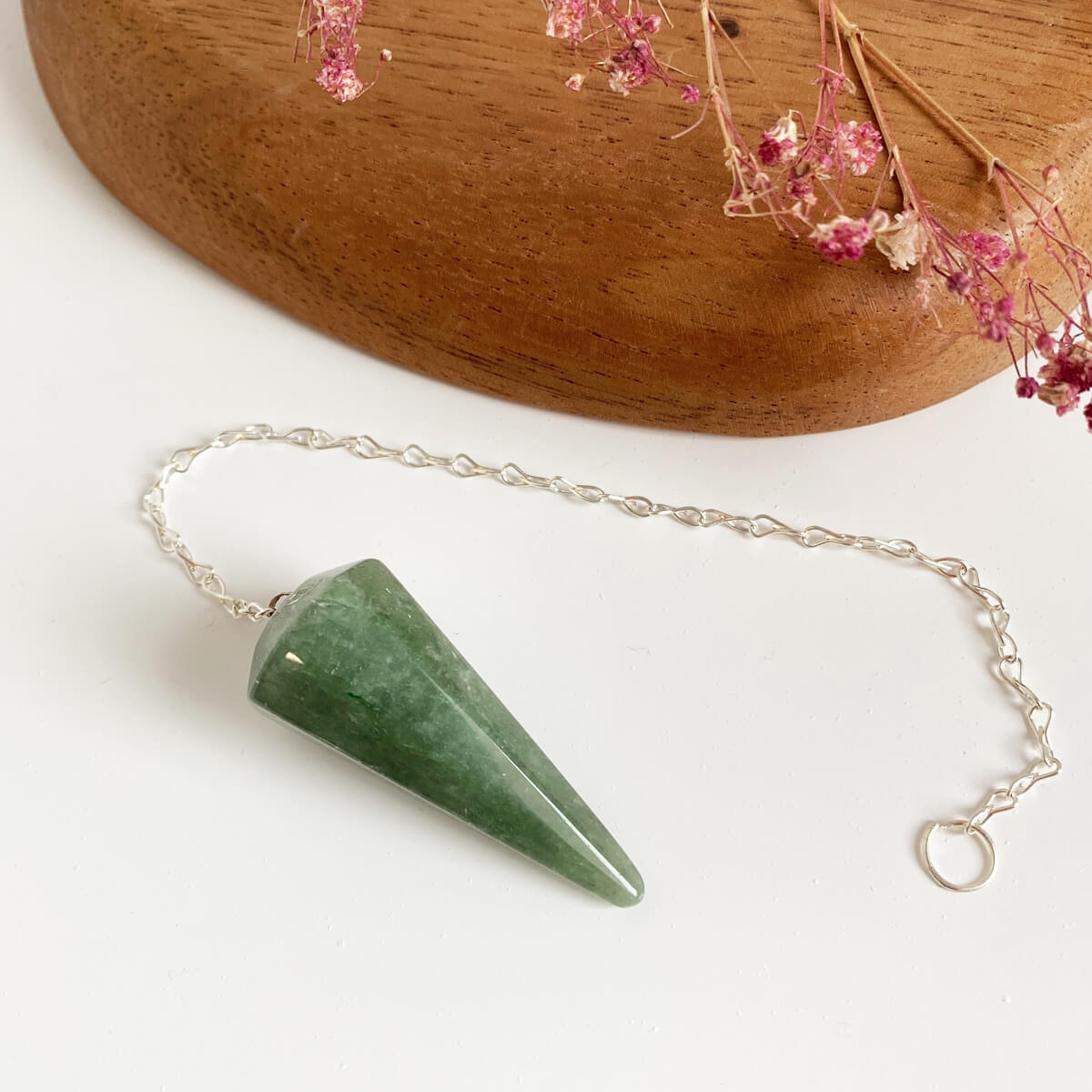 péndulo de cuarzo verde básico