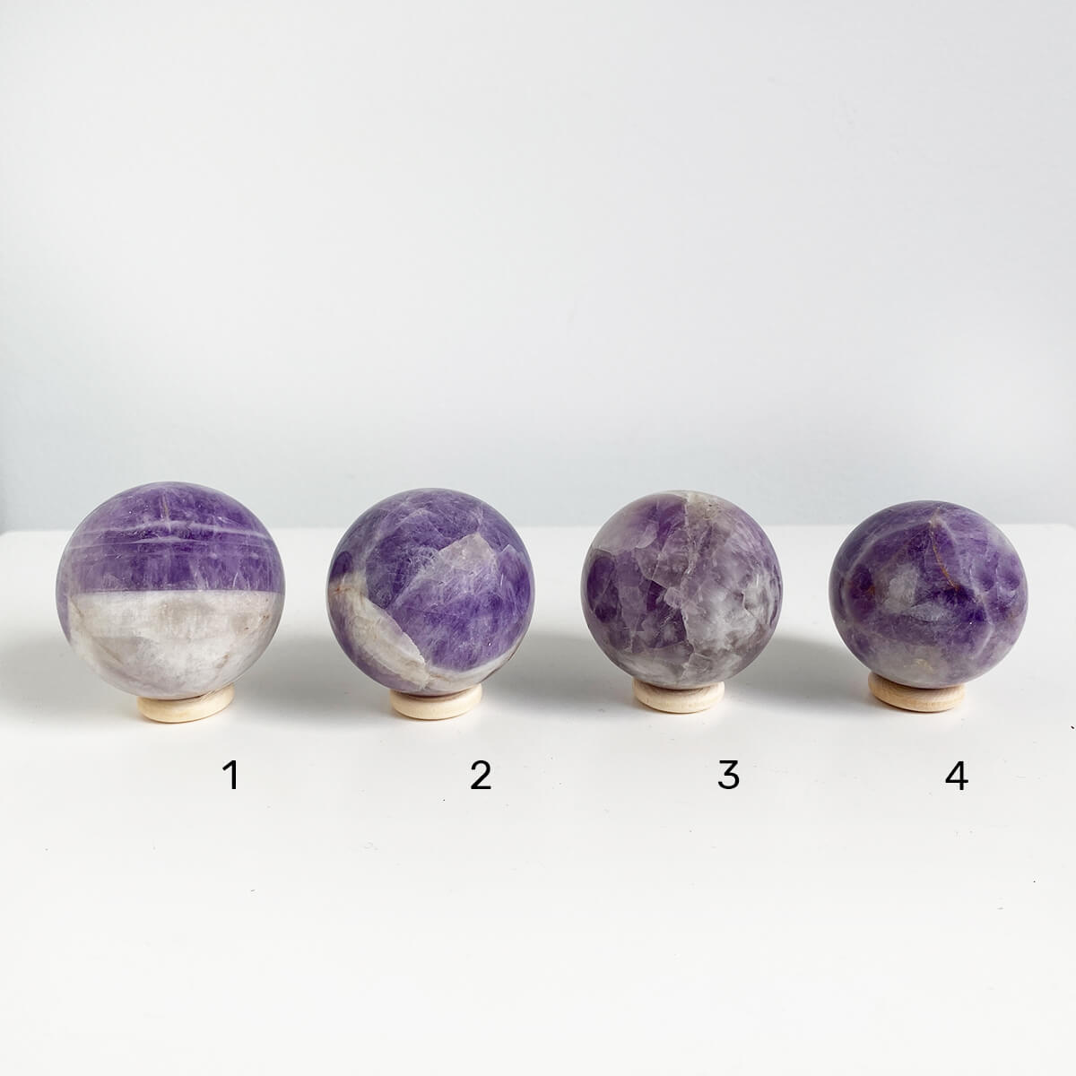 esfera de amatista chevron-1