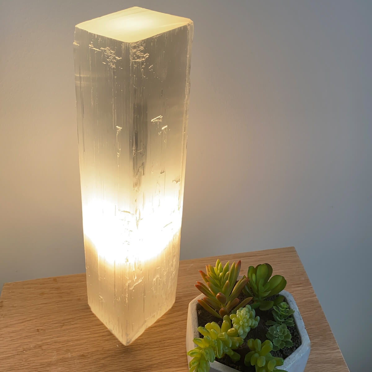 lampara-selenita-cuadrada-extra-grande-3