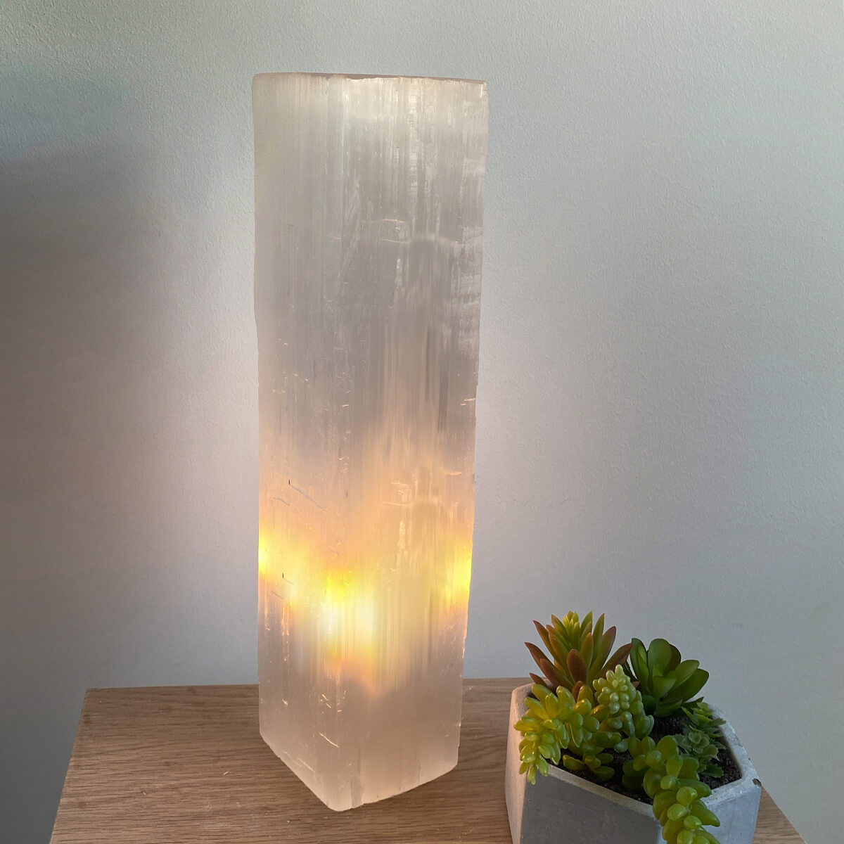 lampara selenita cuadrada grande 3