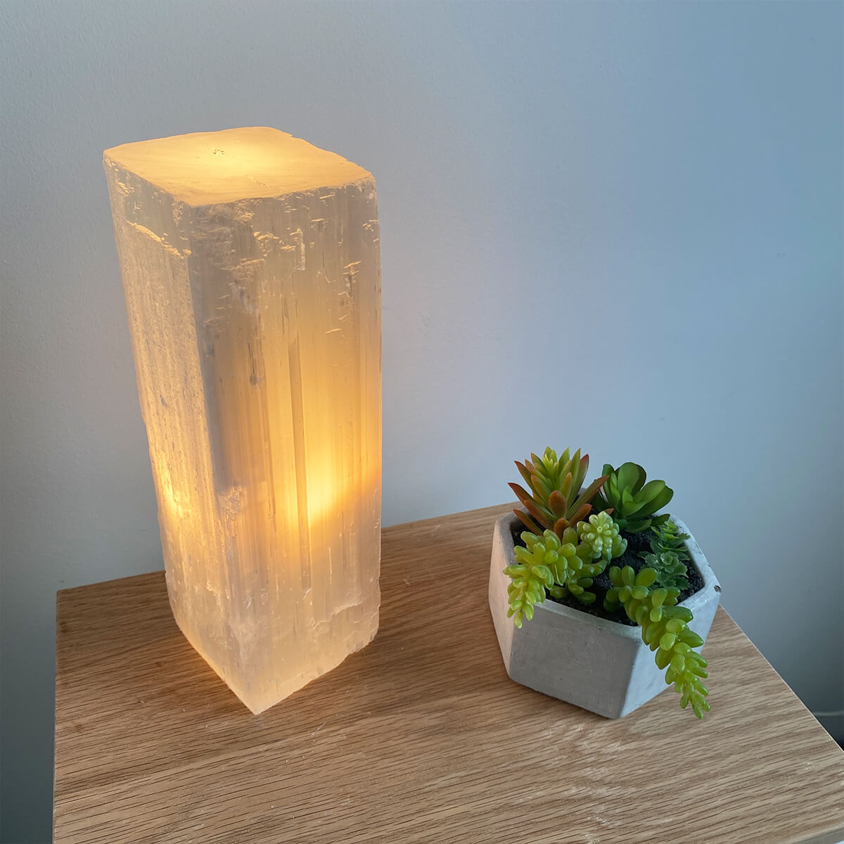 lampara-selenita-cuadrada-mediana-3