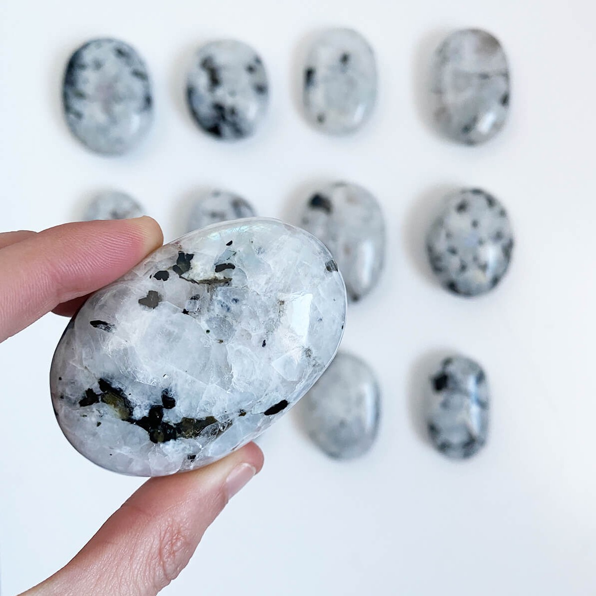 rodado de piedra luna grande