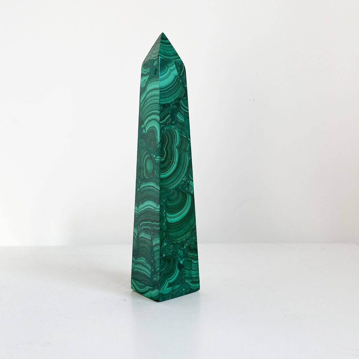 obelisco de malaquita