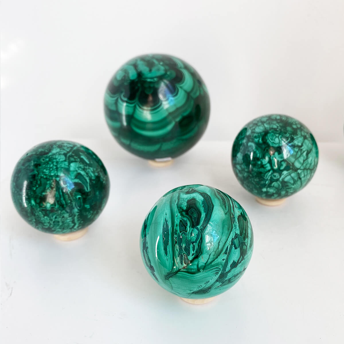 esfera de malaquita mediana