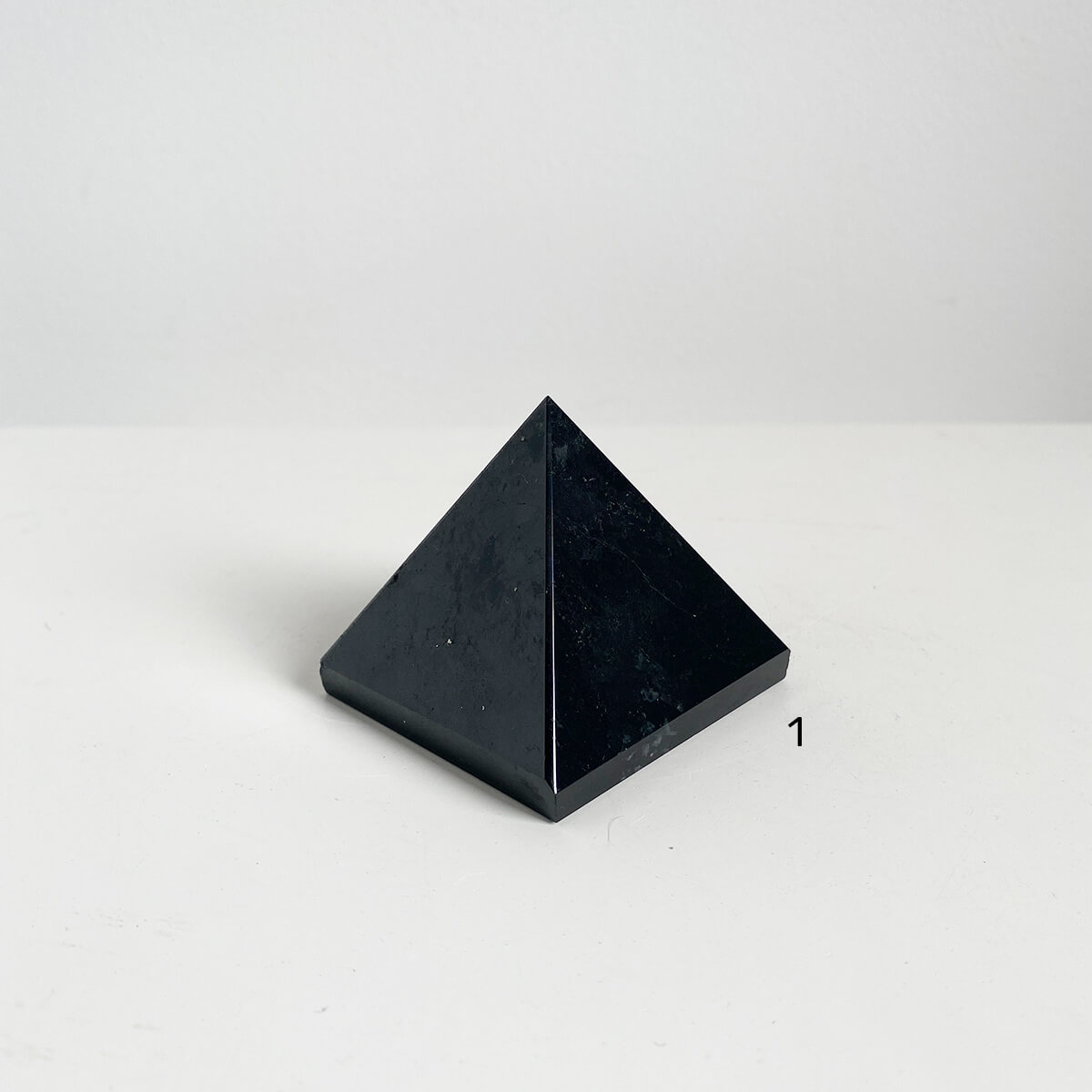 piramide-turmalina-1