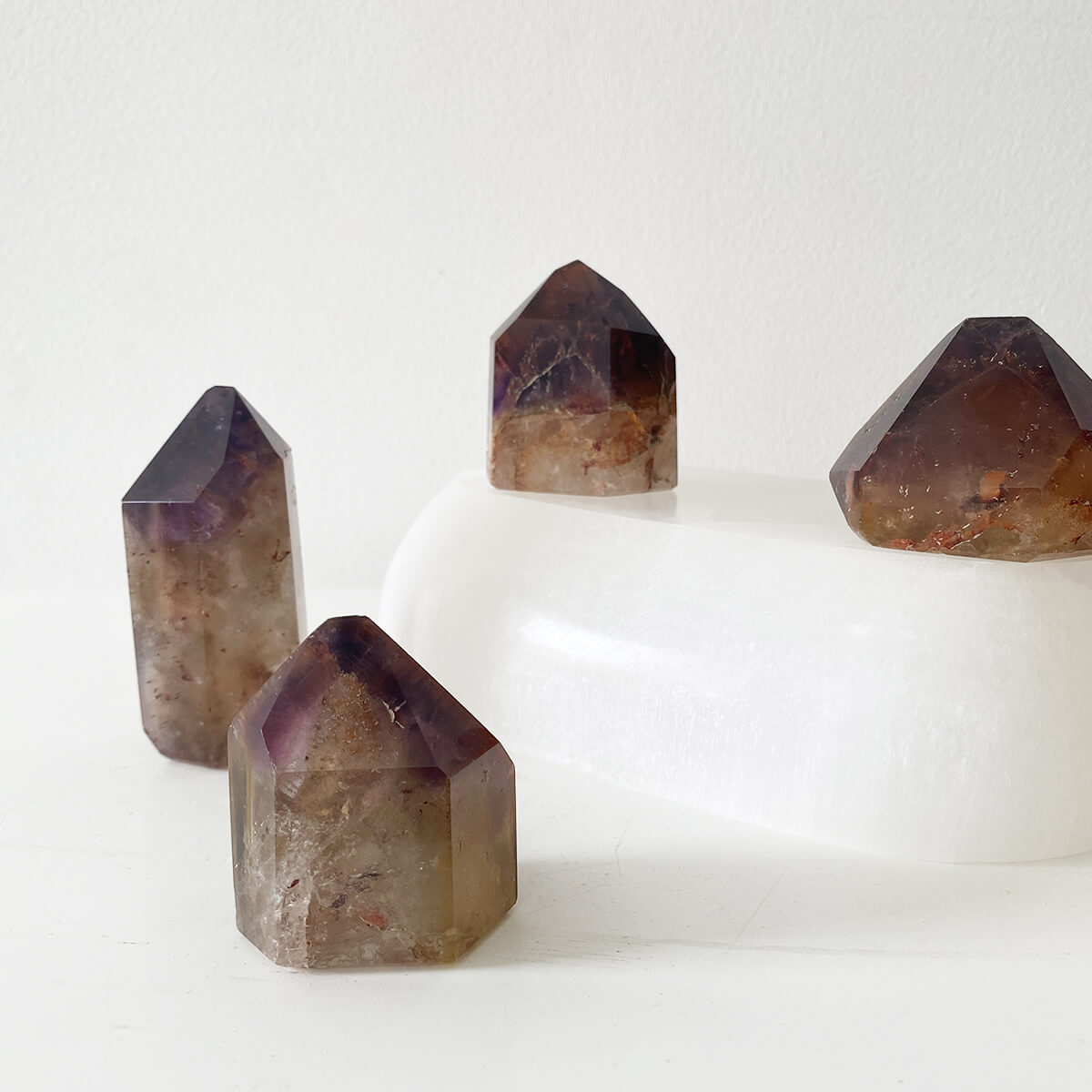 Punta de cuarzo lemuriano super 7 mediana