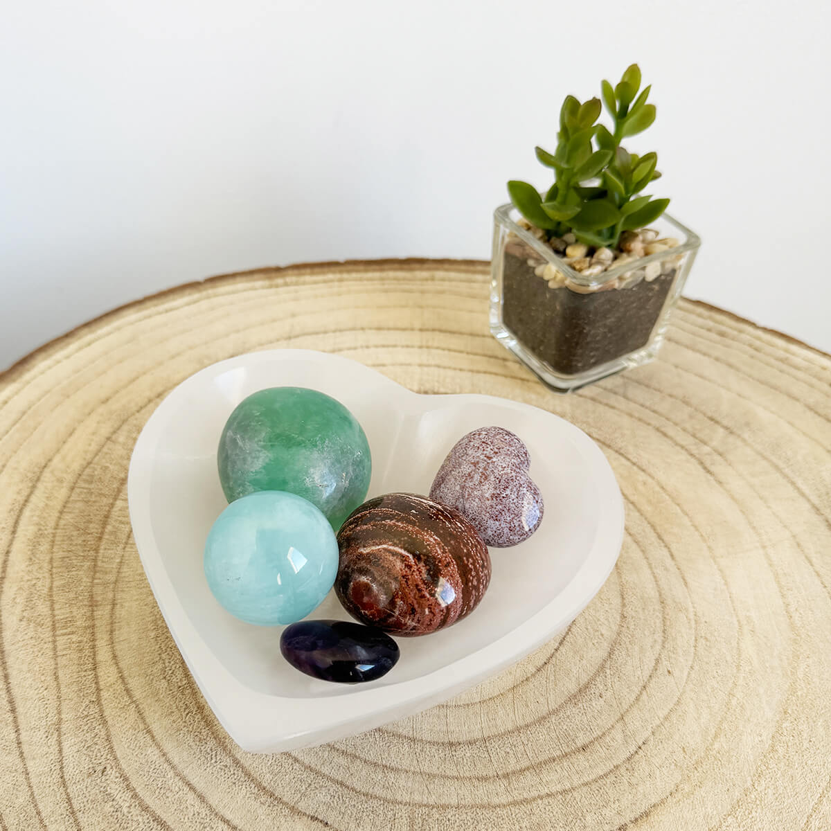 Bandeja de selenita corazón mediano-1