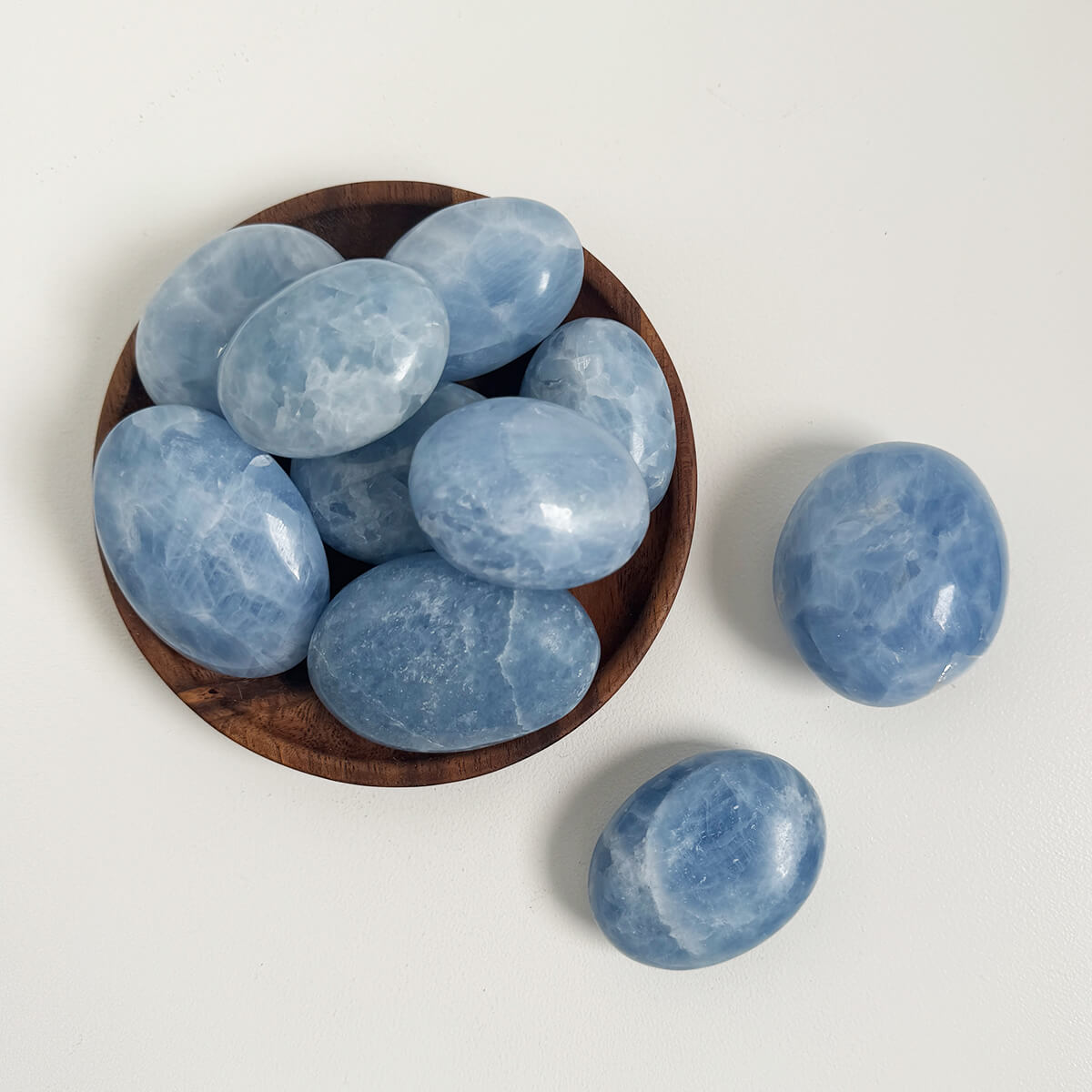 rodado de calcita azul