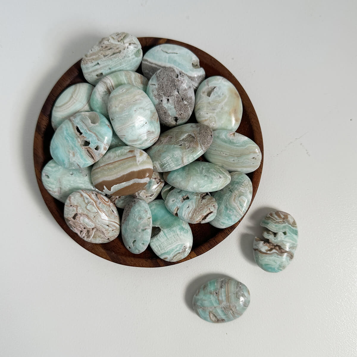 rodado de aragonito azul pequeño