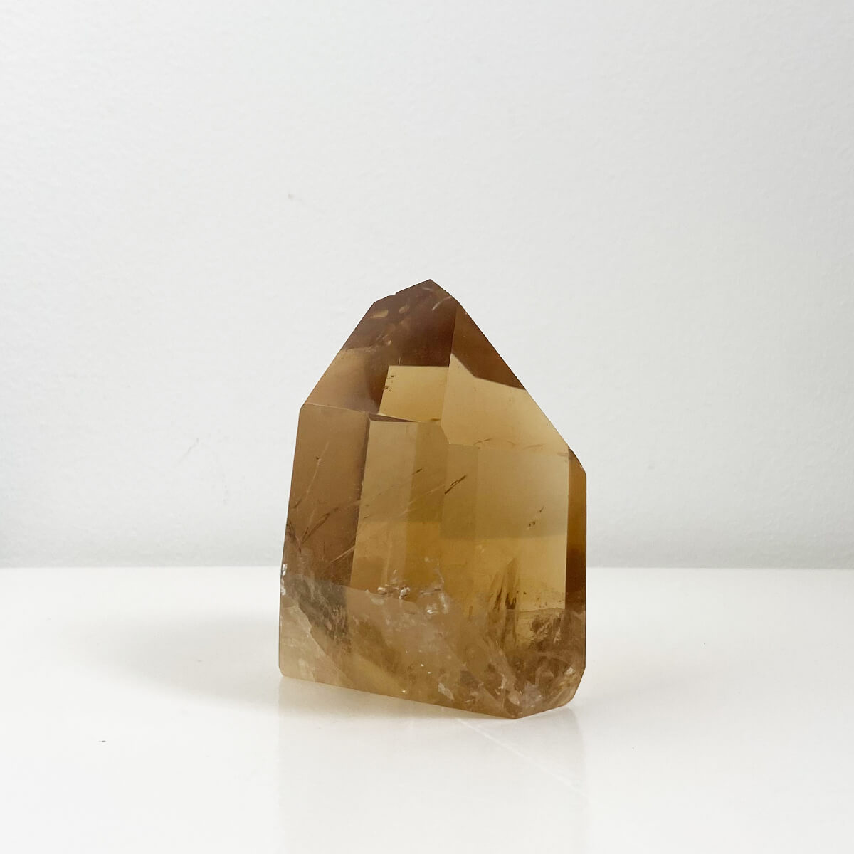 punta-citrino-pulida-grande-1.2