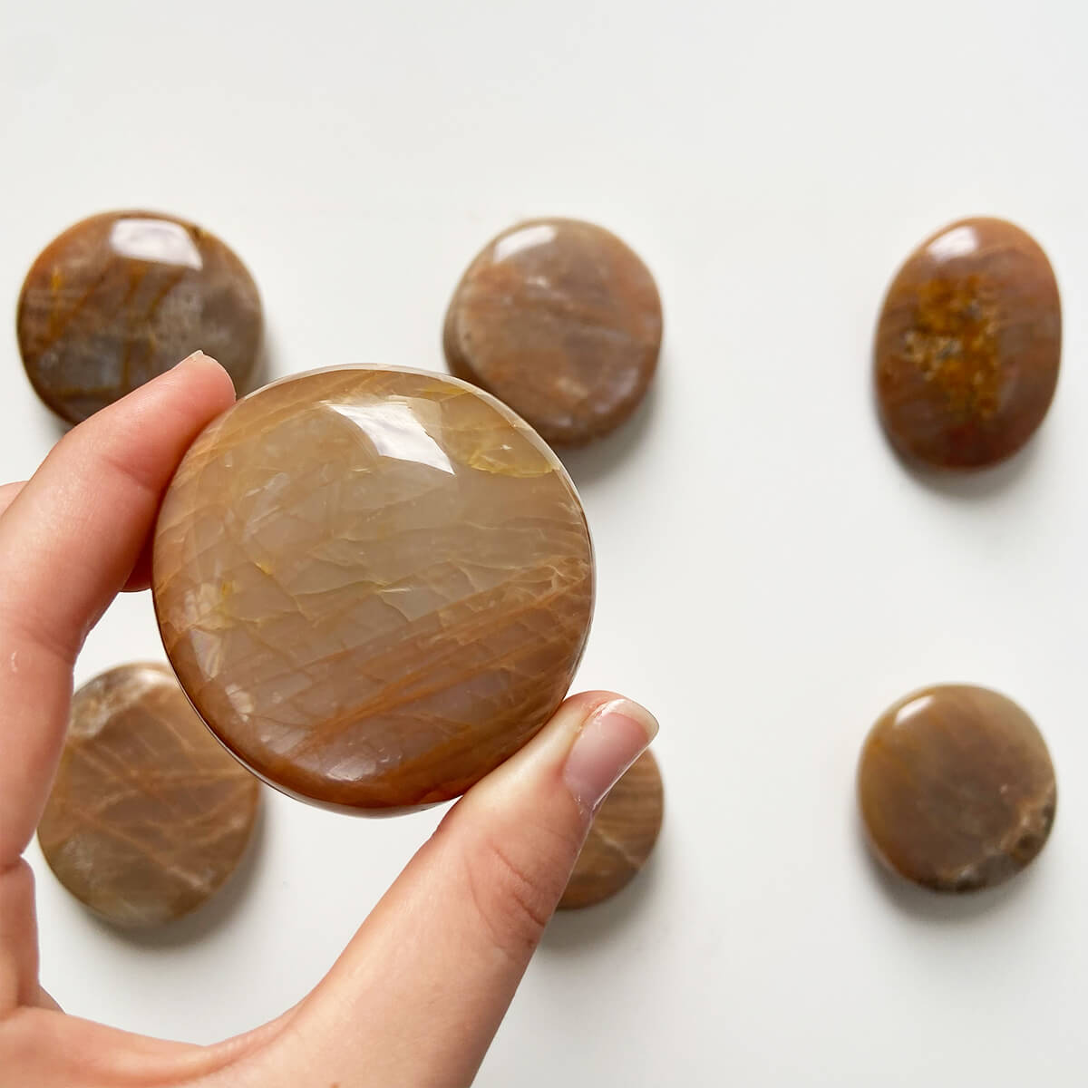 rodado de adularia rosa mediano