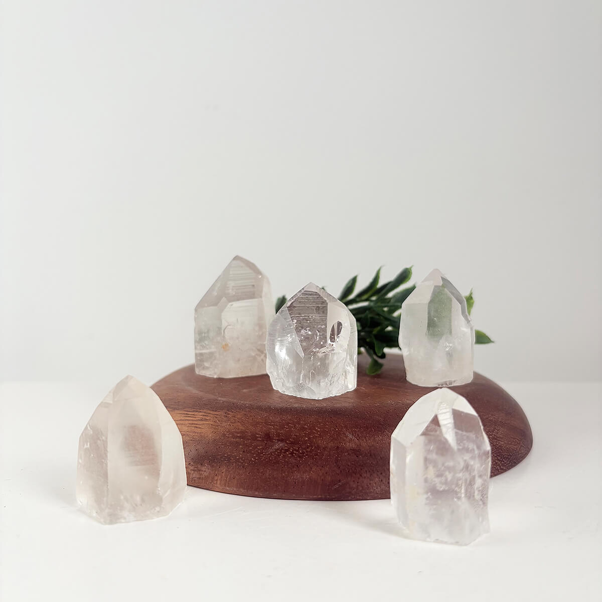 Punta de cuarzo lemuriano pequeña