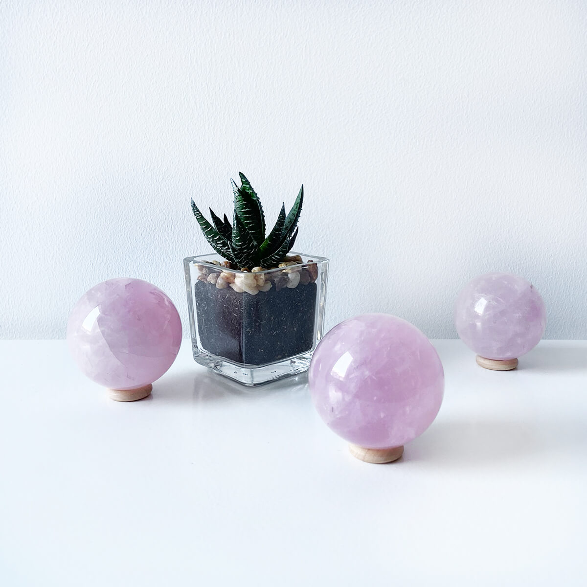 esfera de cuarzo rosa pequeña